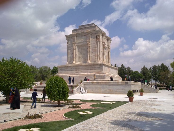 تور مشهد مقدس