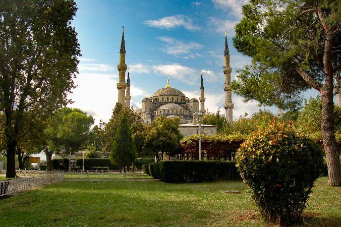 زمان مناسب برای خرید بلیط استانبول در نوروز